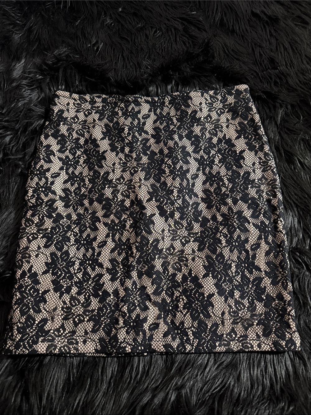 Forever 21 Black Lace Overlay Beige Mini Skirt